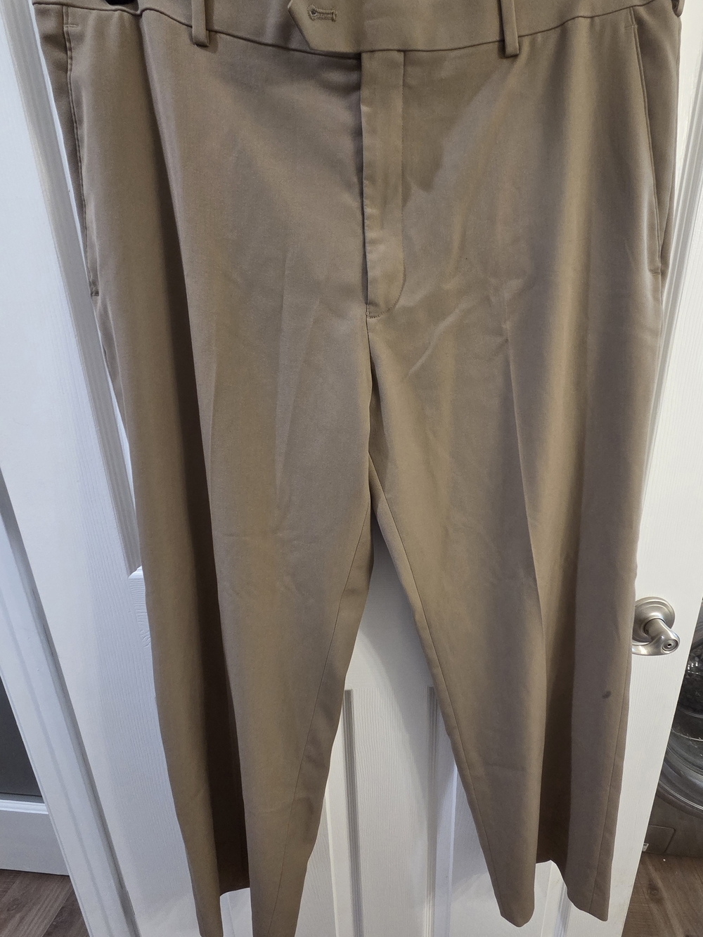 Stafford Men's Dress Pants in Tan